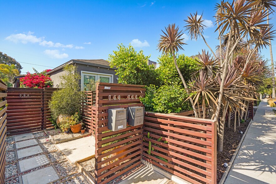 Primary Photo - 750 Vernon Ave