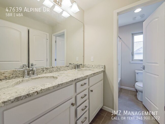 Building Photo - 47639 Alpine Dr