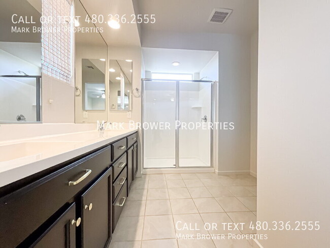 Building Photo - 2914 E Sands Dr