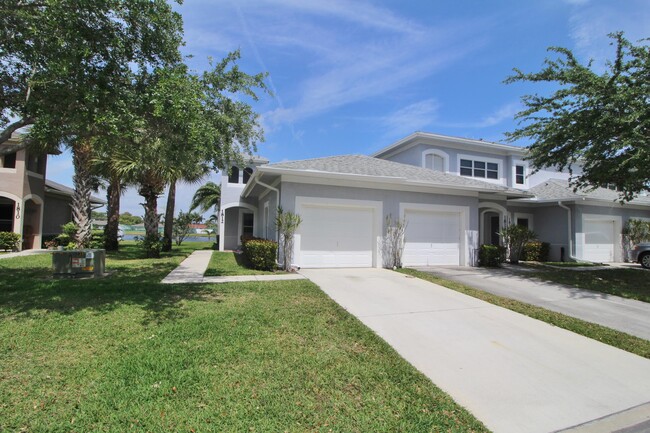 Primary Photo - 1812 Sandhill Crane Dr