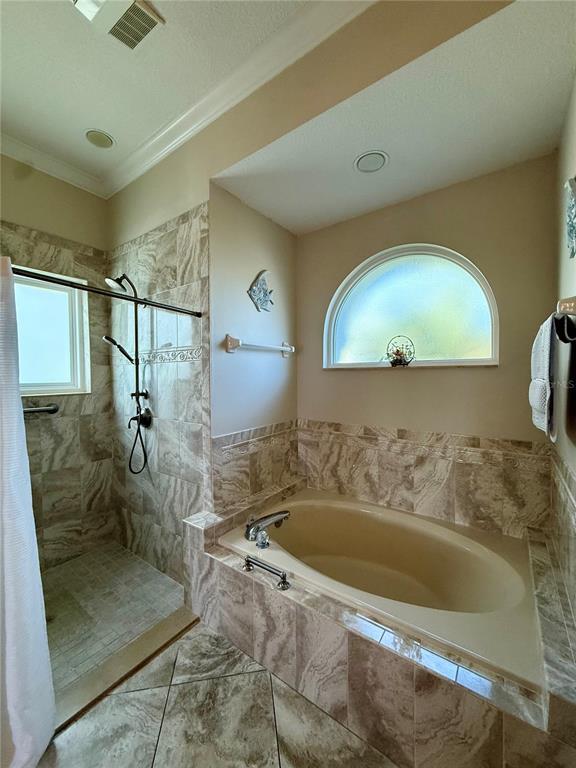 Building Photo - 4 Cherry Ct