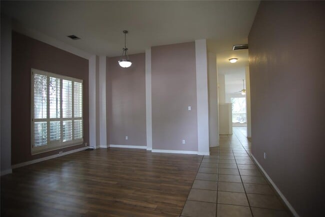 Building Photo - 403 N Blue Ridge Pkwy