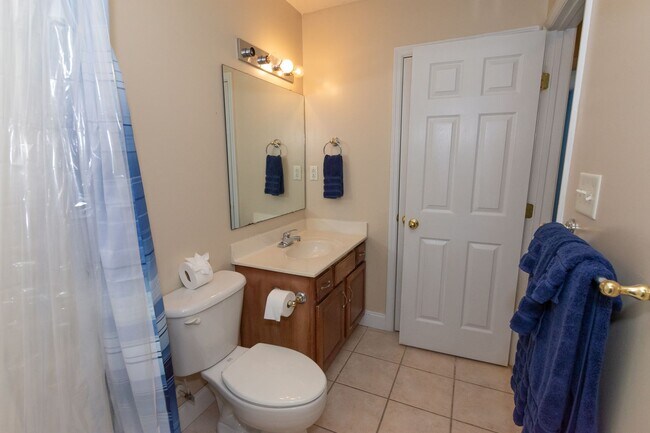 Building Photo - Great home in Hubert