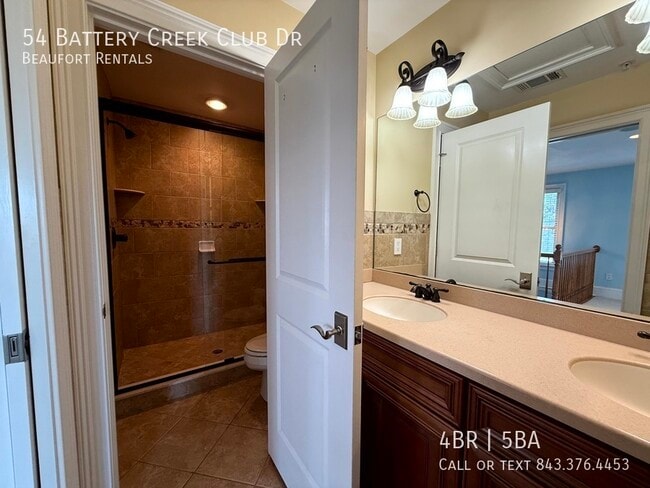 Building Photo - 54 Battery Crk Clb Dr