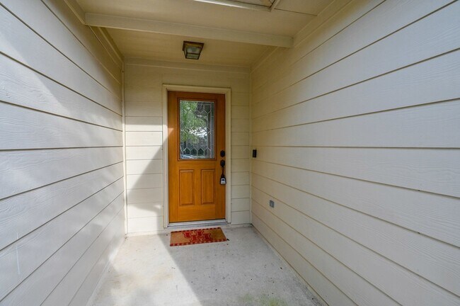 Building Photo - 4022 Mt Everest Way