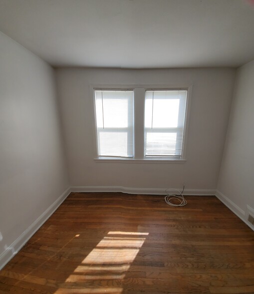 3rd Bedroom - 816 N Chapel Gate Ln