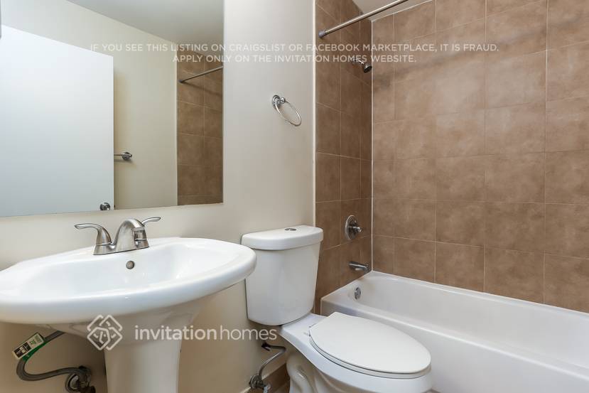 Building Photo - 5275 NW 186th Ln