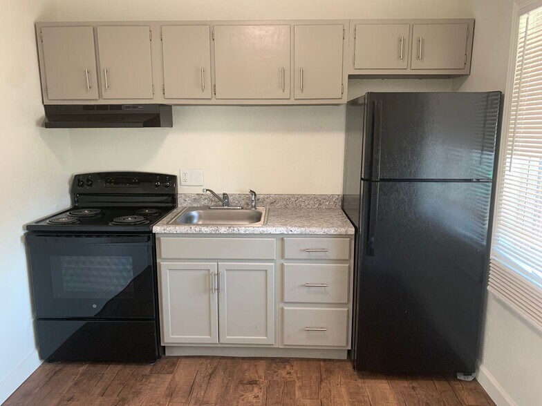 Metro Apartments at Bethalto 190 Rue Sans Souci Bethalto IL 62010