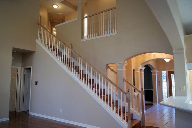 Building Photo - 3106 Scarlet Oak Cove