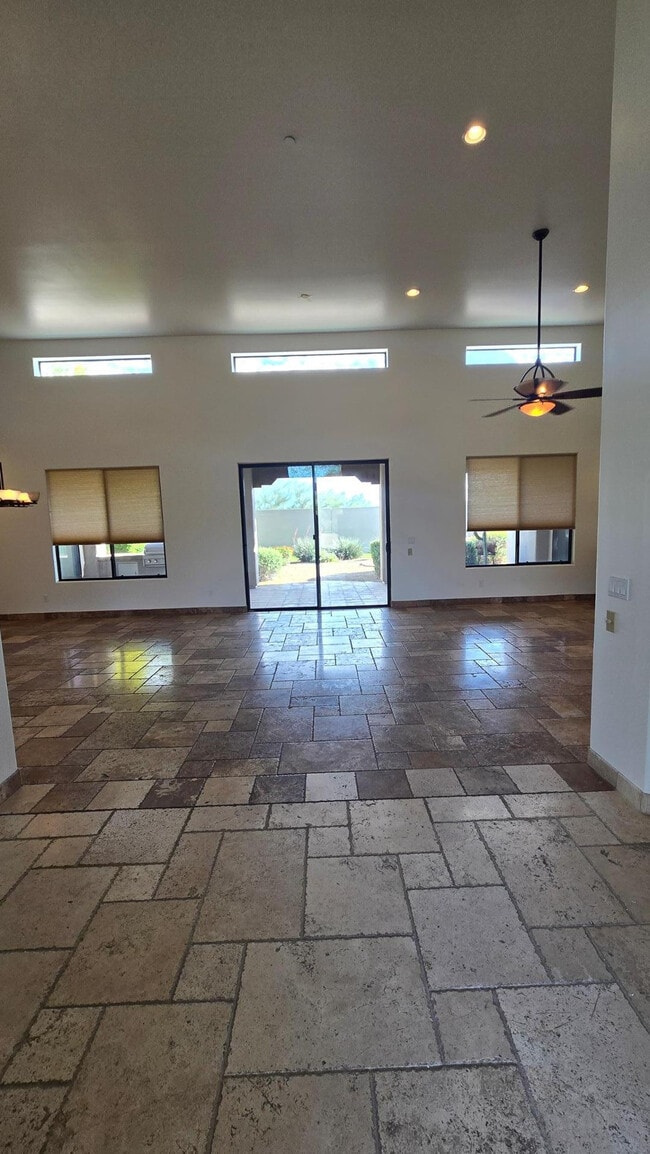 Building Photo - 4485 E Quail Brush Rd