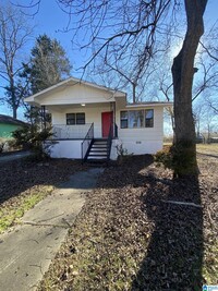 Building Photo - 3929 39th Ave N