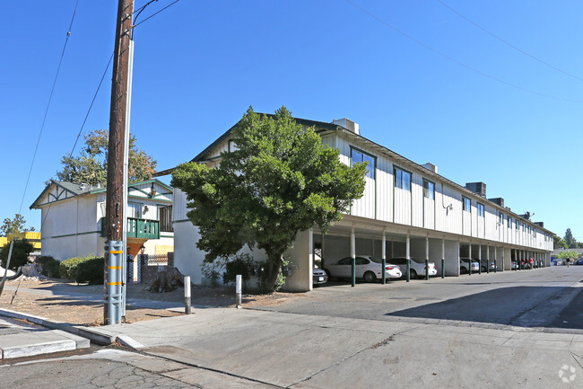 Building Photo - Alpine Apartments