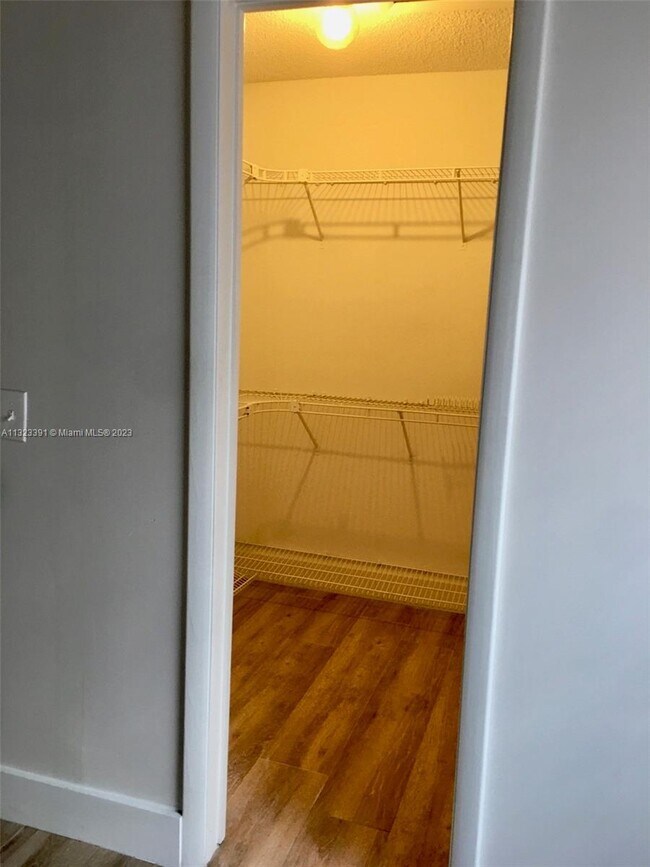 Building Photo - 12715 SW 102nd Terrace