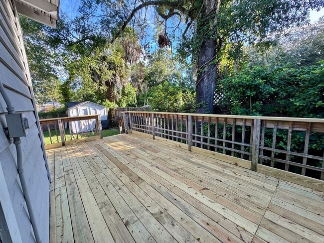 Building Photo - Great 3 Bed 2 Bath Home in Seminole Heights