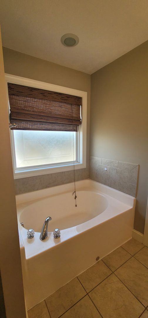 Building Photo - Beautiful Two-Story Home located in Asheford- Close to Fort Bragg & Minutes from Shopping/Restaur...