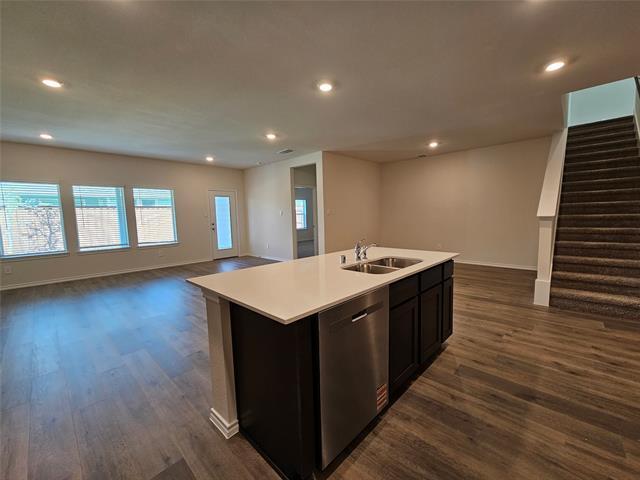 Building Photo - 11304 W Pond Dr