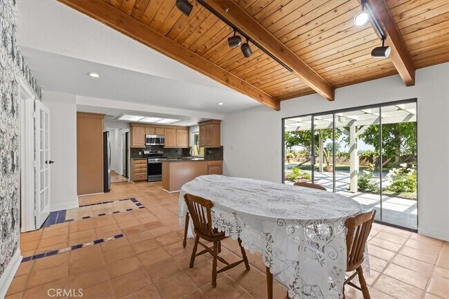 Building Photo - 25660 Allen Way