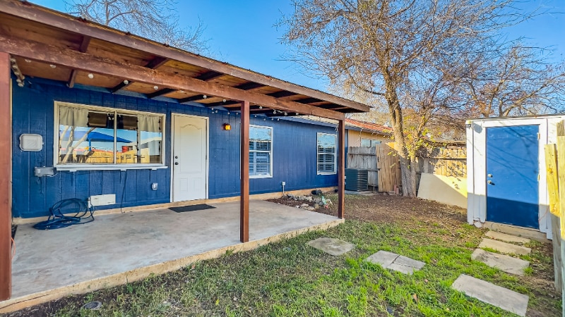 Building Photo - 6519 Spring Manor St