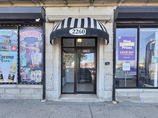 Building Photo - 2260 Fairfield Ave