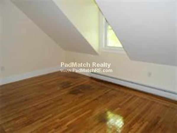 Building Photo - WICKED CHEAP TWO FLOORS LAUNDRY IN BUILDING!