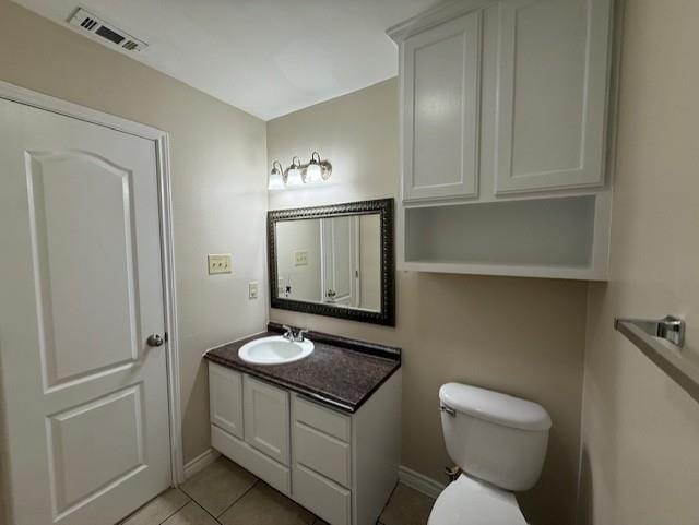 Building Photo - 2720 Camelot Dr