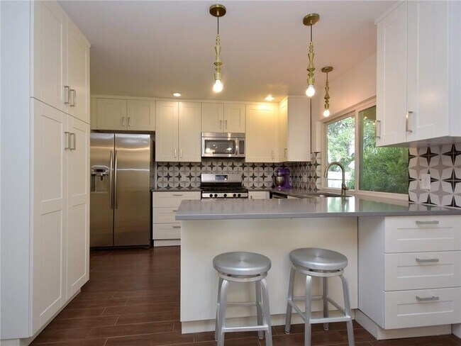Building Photo - 11713 Blackhawk Dr