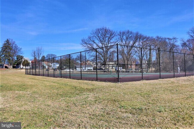 Building Photo - Charming Restored 5BR, 3.5BA Colonial Minutes from D.C.