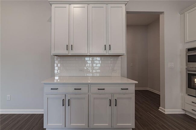 Building Photo - 212 Birchwood Row