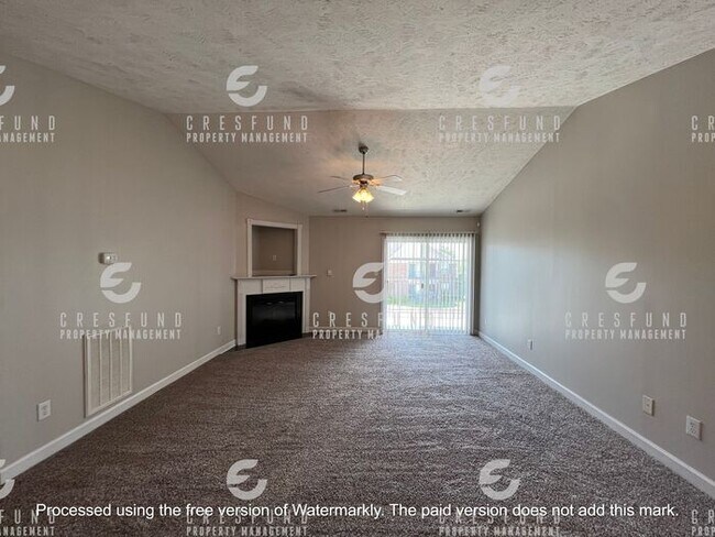 Building Photo - 2Bdrm 2Bath in Gated Community - Available Now!