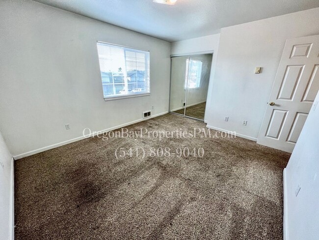 Building Photo - Blanco Ave. Duplexes