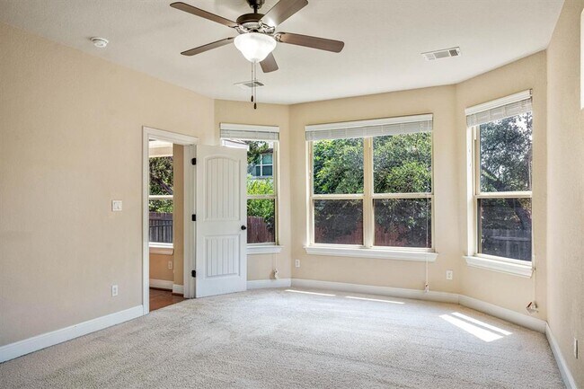 Building Photo - 5809 Viejo Dr