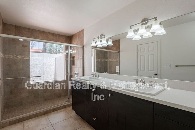 Building Photo - 3401 N 37th St