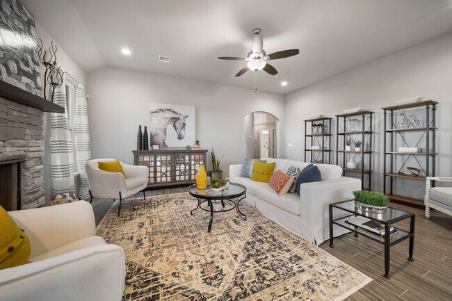 Building Photo - Stunning 3BR + Study in Prime Owasso/Colli...