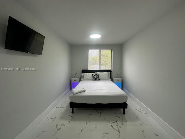 Building Photo - 1074 NW 61st St