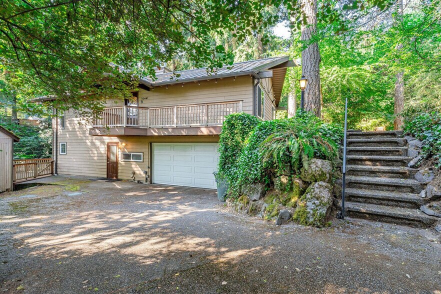 Building Photo - 16441 SE 42nd Pl