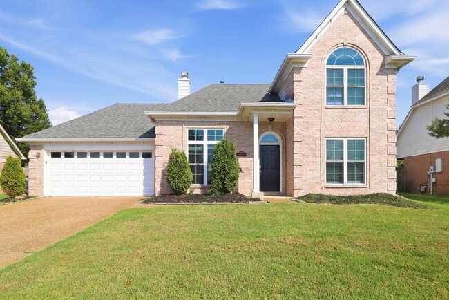 Building Photo - 7140 Hunter's Forest Dr