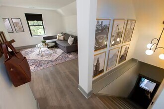 Building Photo - 18115 Nottingham Rd