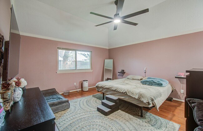 Building Photo - 15035 Felgate Creek Dr