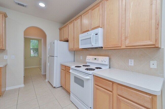 Building Photo - 15119 Newfield Bridge Ln