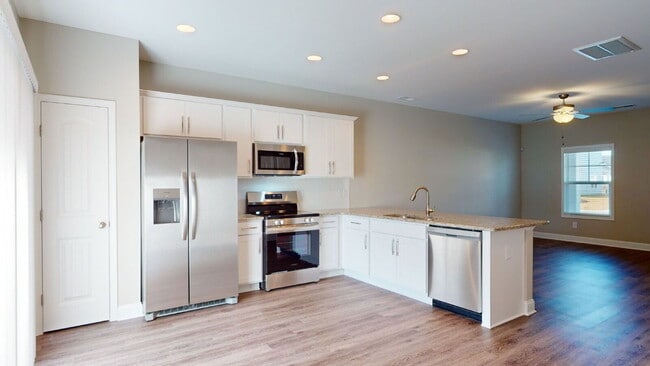 Building Photo - 2629 Virginia Mae Ln