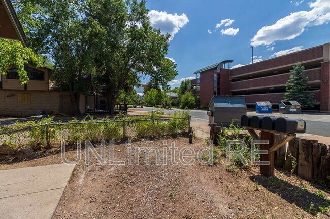 Building Photo - 306 S Humphreys St