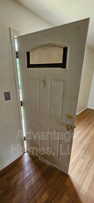 Building Photo - 805 N 70th St