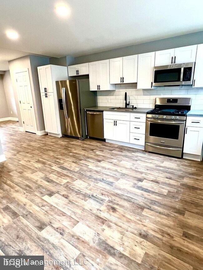 Building Photo - 3 br, 1.5 bath House - 5654 Litchfield Street