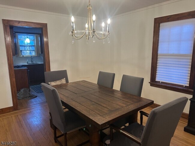 Building Photo - 325 Bogert Ave