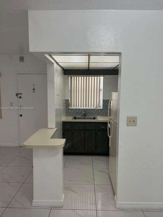 Building Photo - 7505 SW 82nd St