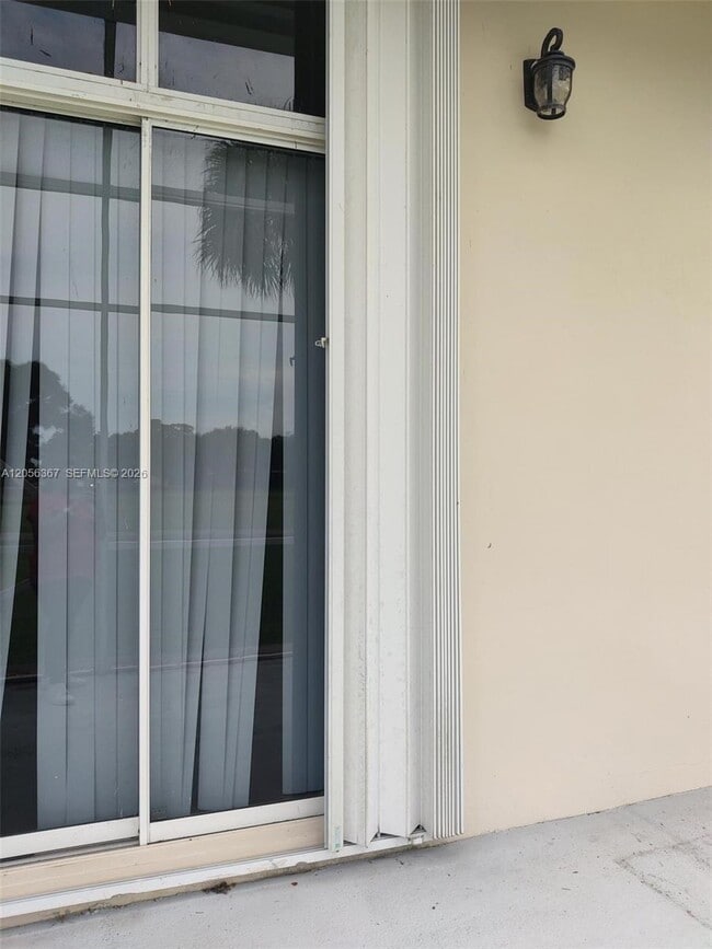 Building Photo - 17276 Bermuda Village Dr
