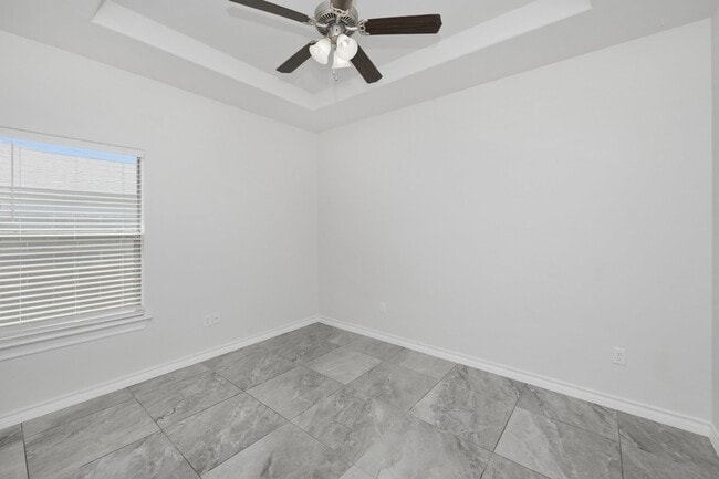 Building Photo - 7225 Sylvia Plath Dr