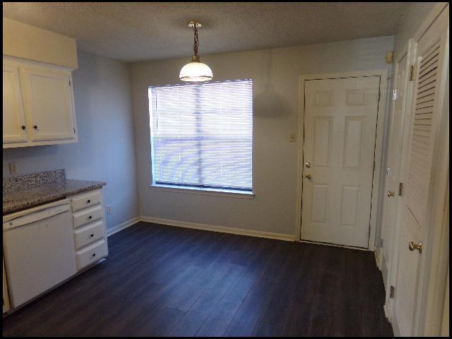 Building Photo - 1809 Reservoir Rd