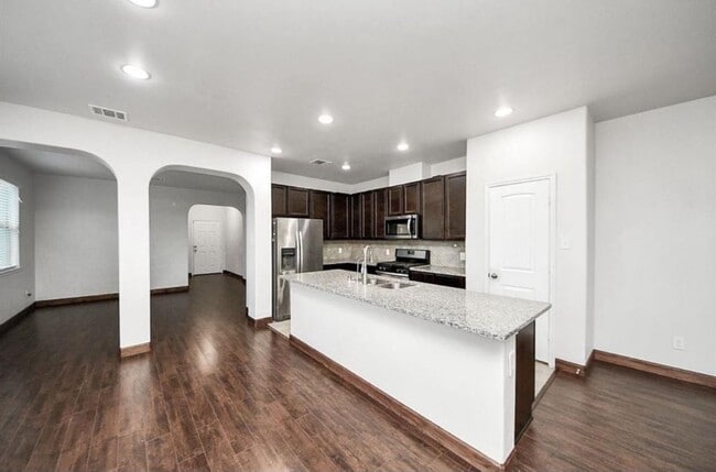 Building Photo - 17031 Iver Ironwood Trl