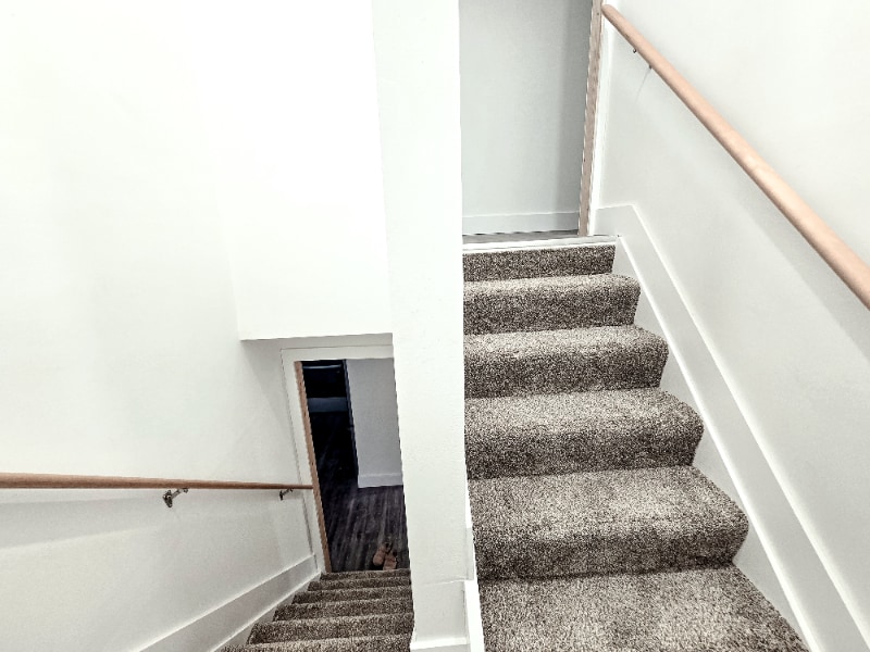 Building Photo - 112 Ivy Trce